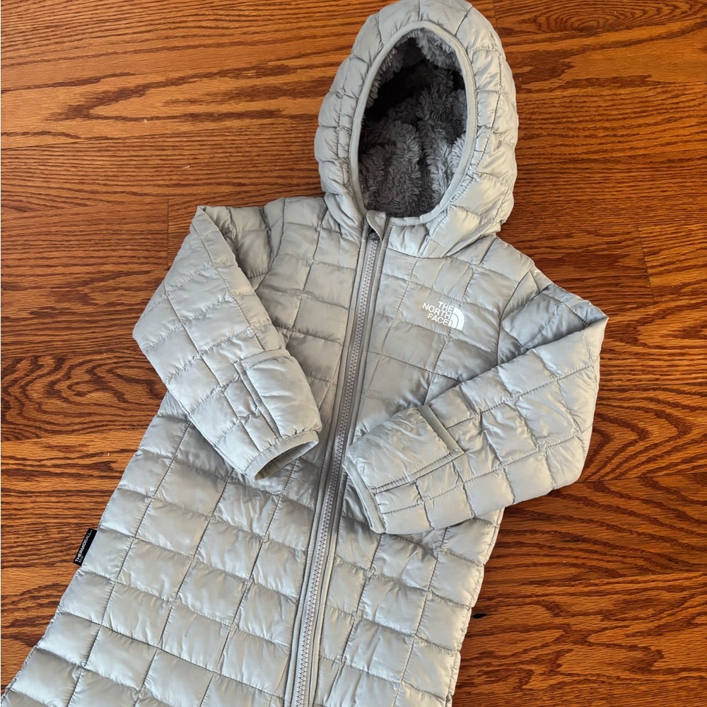 North face infant snowsuit, Thermoball, bunting suit, girls, boys, unisex